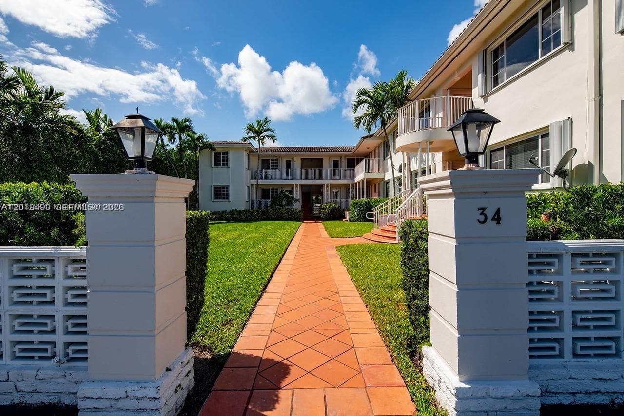 34 Bal Bay Dr, Bal Harbour FL 33154 — 7