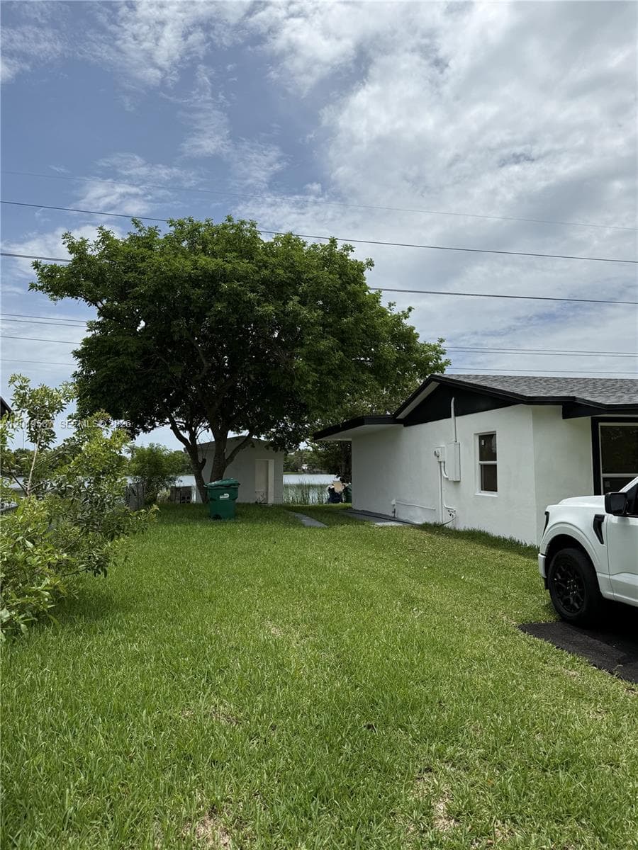 20211 NW 42nd Ave, Miami Gardens FL 33055 — 4