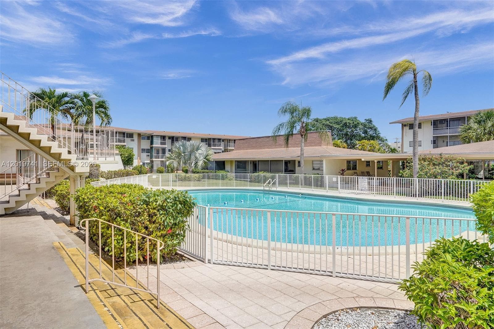 17001 NE 13th ave # 306, Miami FL 33162 — 18