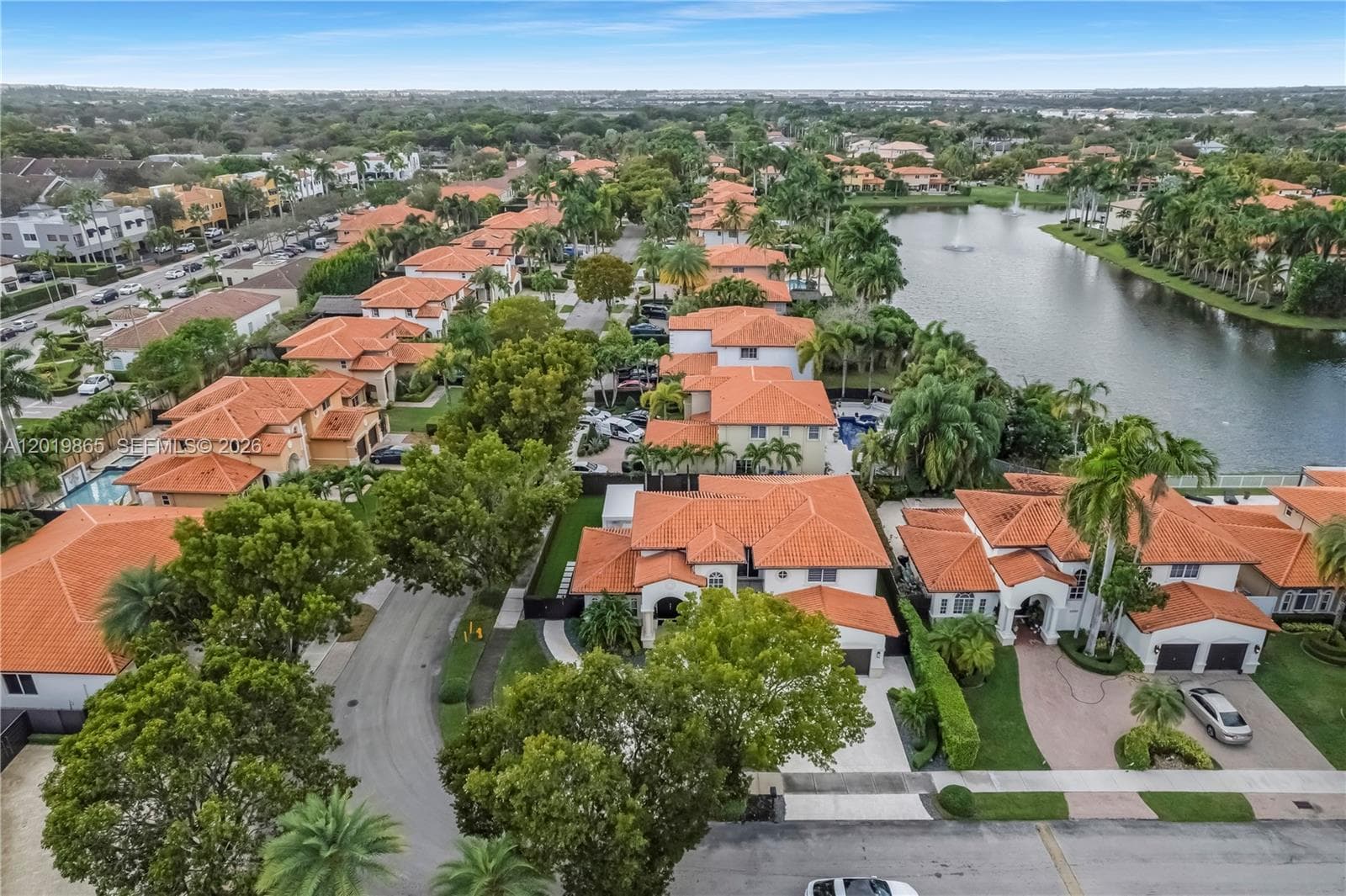 15632 NW 79th Ct, Miami Lakes FL 33016 — 45