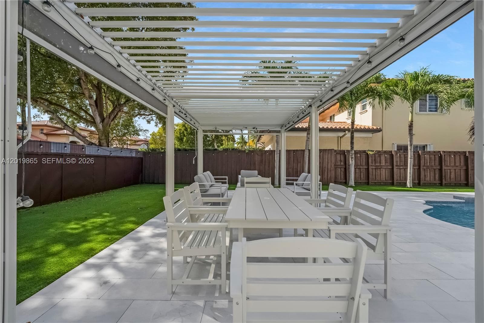15632 NW 79th Ct, Miami Lakes FL 33016 — 40