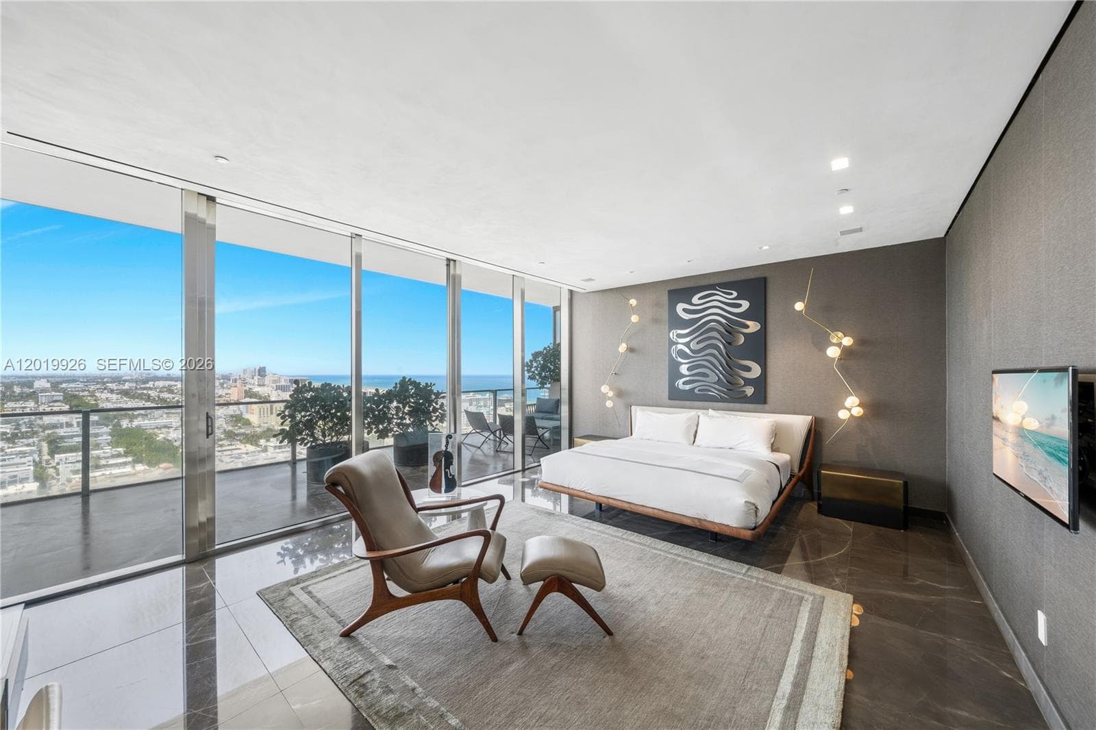 800 S Pointe Dr # 2204, Miami Beach FL 33139 — 61