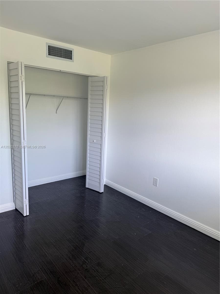 7195 NW 179th St, Hialeah FL 33015 — 12