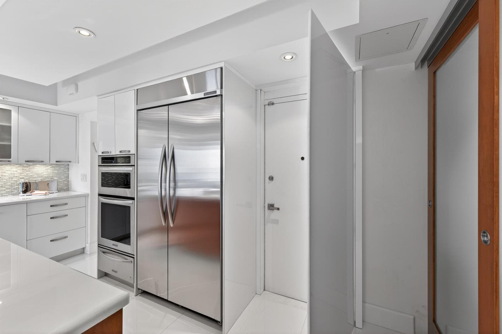 10155 Collins Avenue # 1401, Bal Harbour FL 33154 — 15