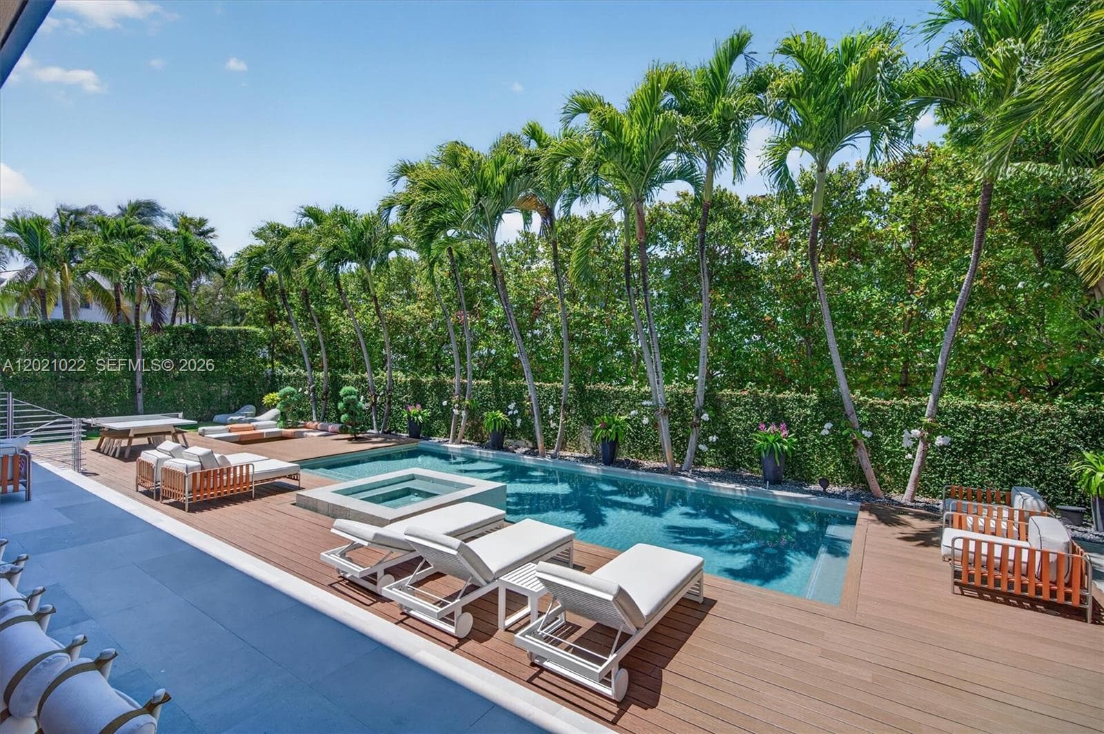 625 Curtiswood Dr, Key Biscayne FL 33149 — 43