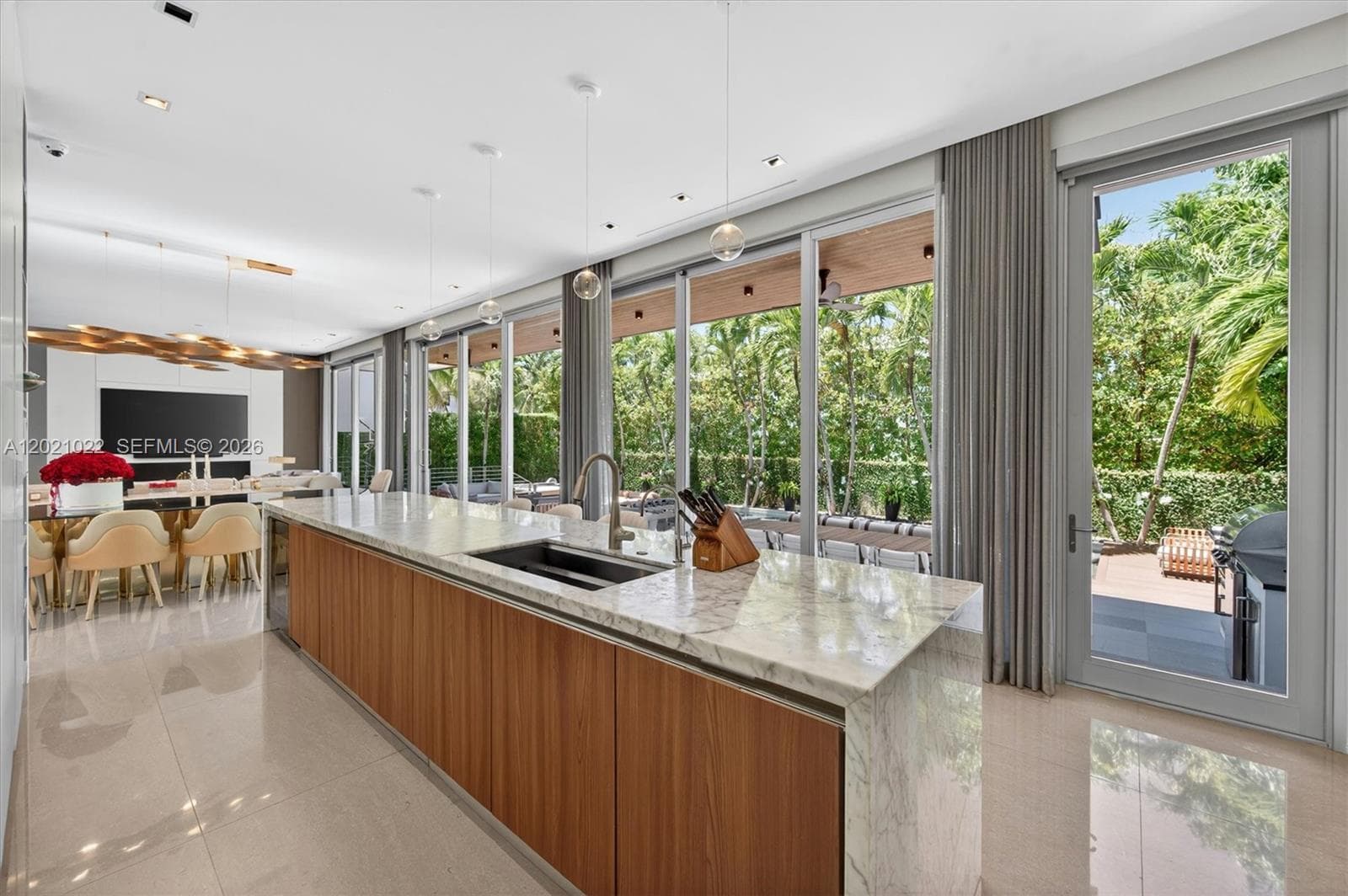 625 Curtiswood Dr, Key Biscayne FL 33149 — 11
