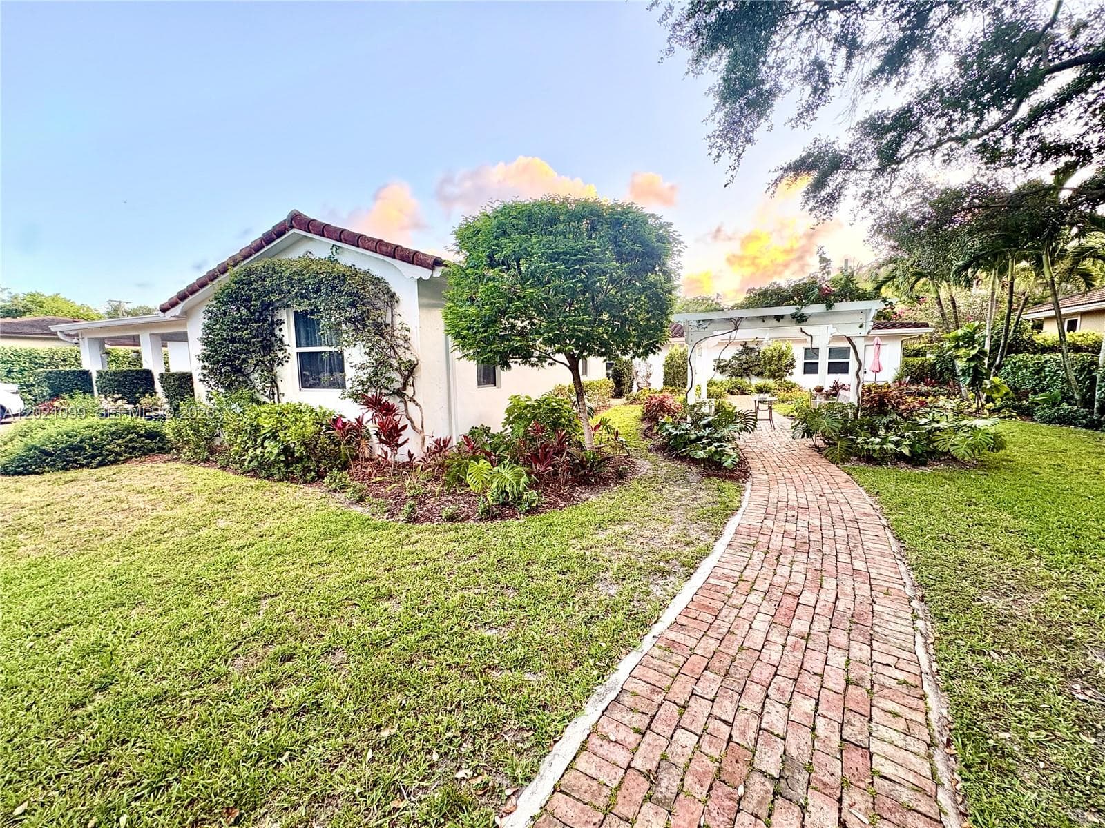 37 Deer Run, Miami Springs FL 33166 — 46