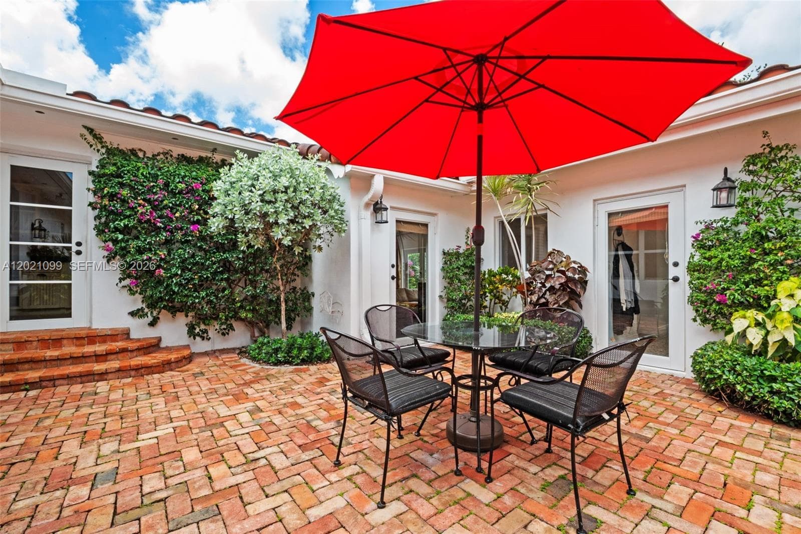37 Deer Run, Miami Springs FL 33166 — 32