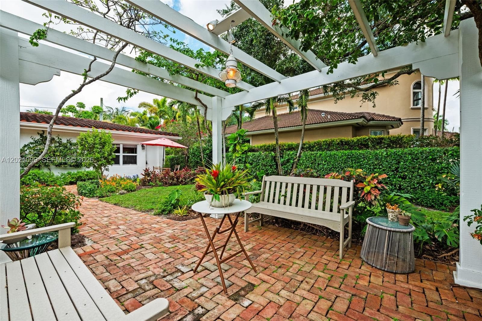 37 Deer Run, Miami Springs FL 33166 — 48