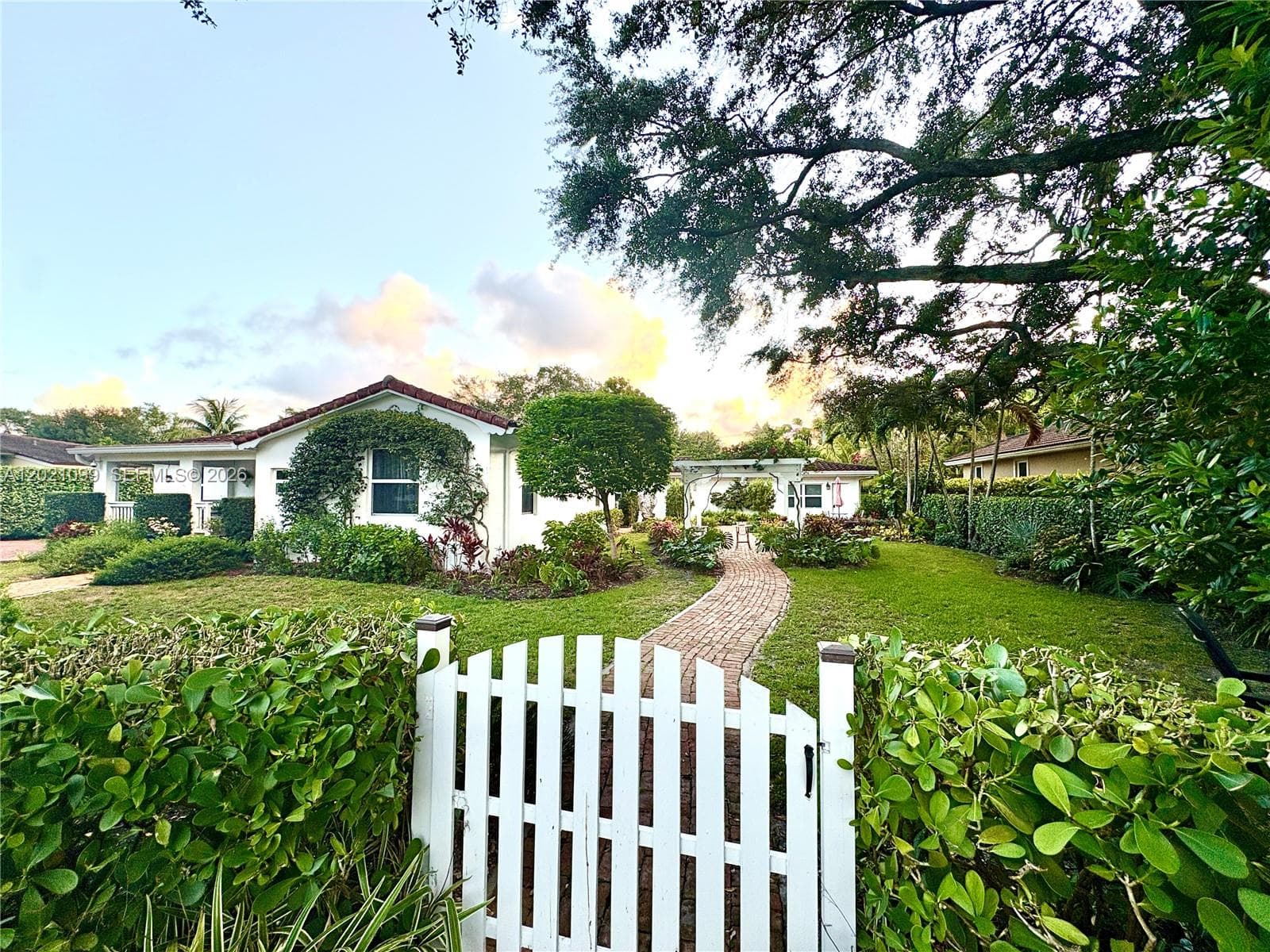 37 Deer Run, Miami Springs FL 33166 — 44
