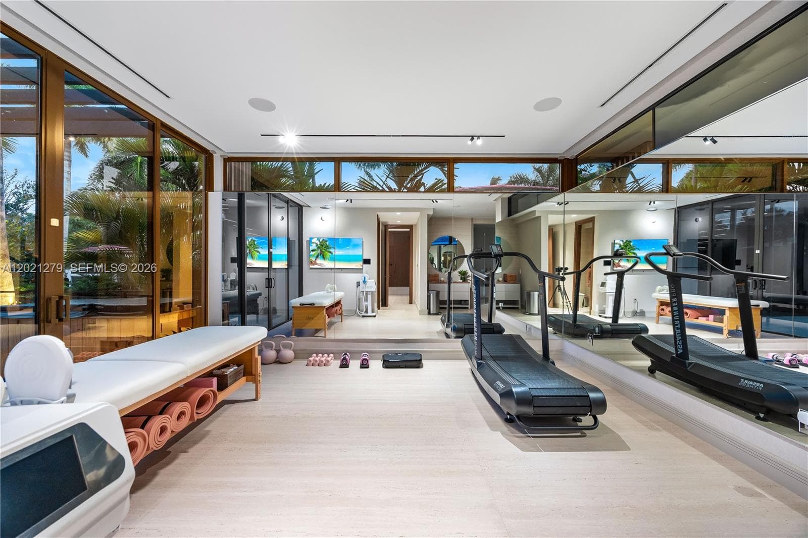 905 Belle Meade Island Dr, Miami FL 33138 — 38