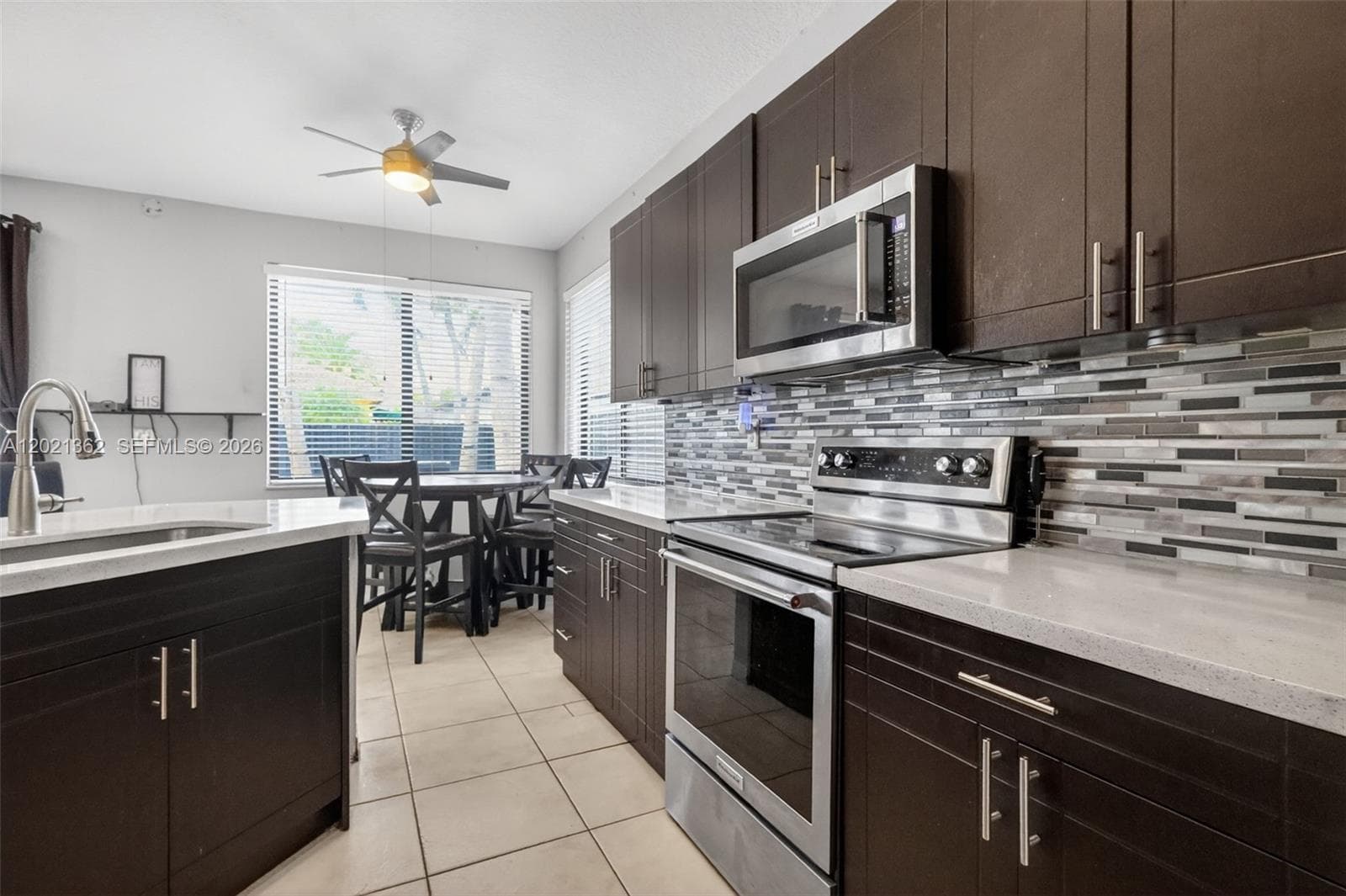 8892 NW 167th St, Miami Lakes FL 33018 — 40