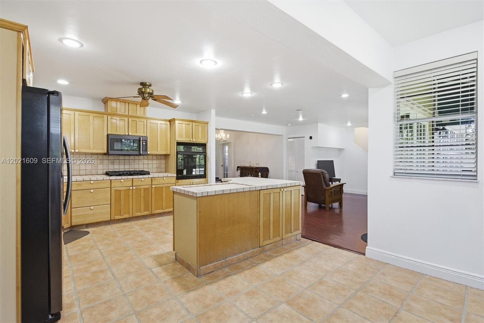 245 Lenape Dr, Miami Springs FL 33166 — 19