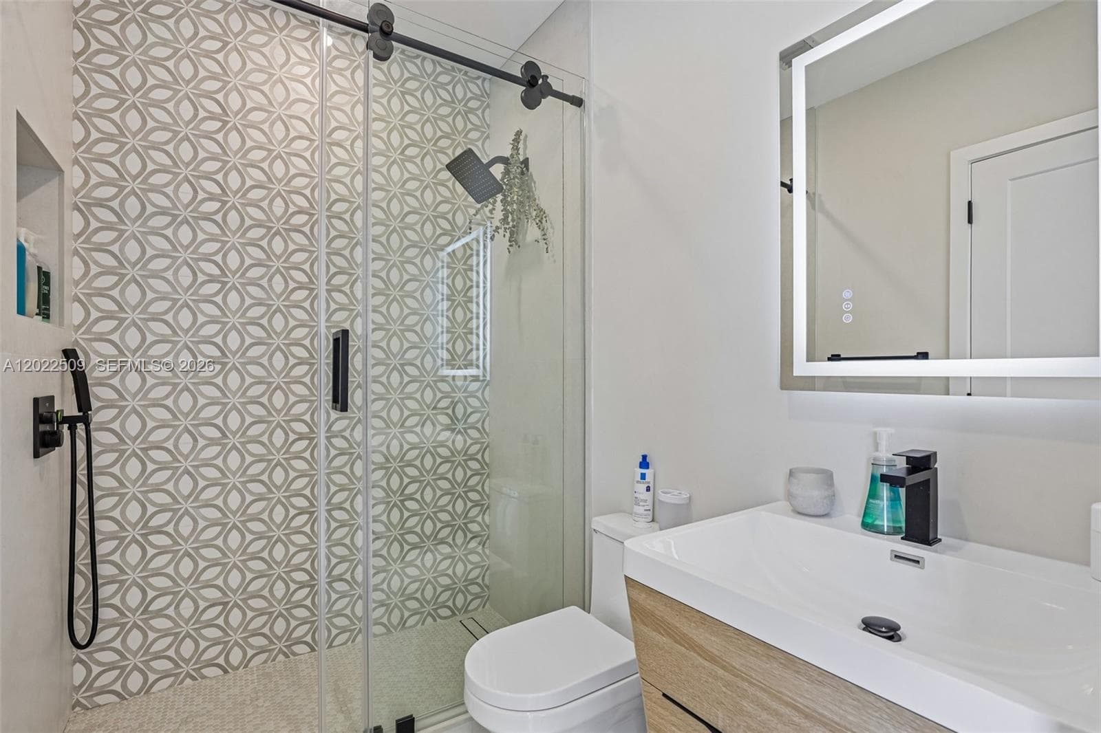 5620 SW 63rd Ct, South Miami FL 33143 — 20