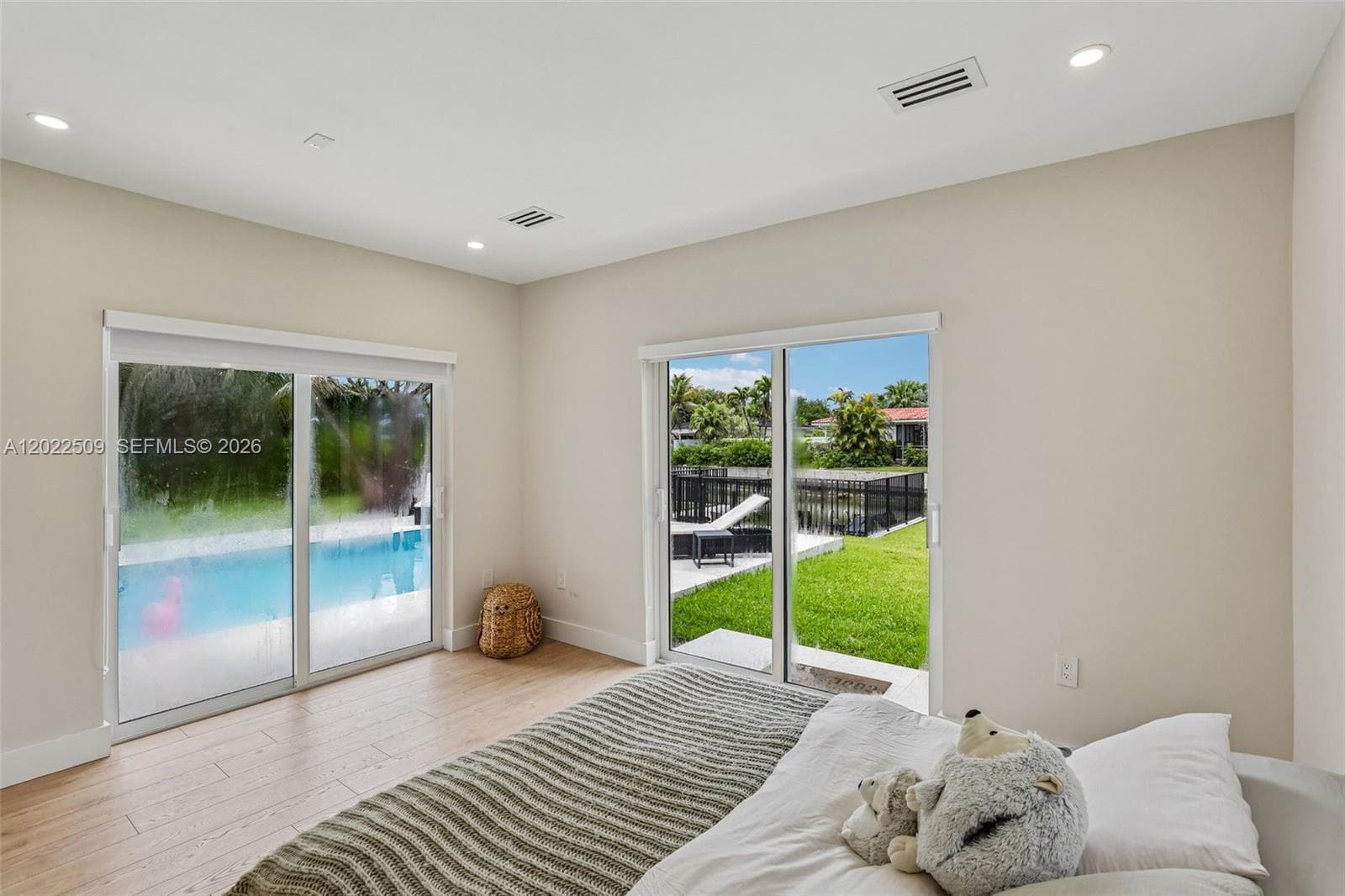 5620 SW 63rd Ct, South Miami FL 33143 — 18