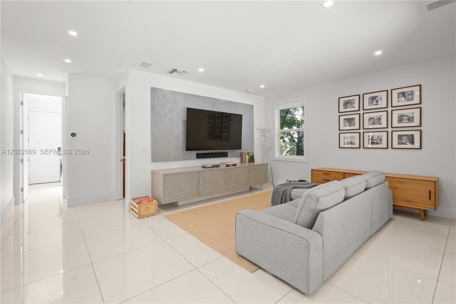 5700 SW 86th St, South Miami FL 33143 — 23
