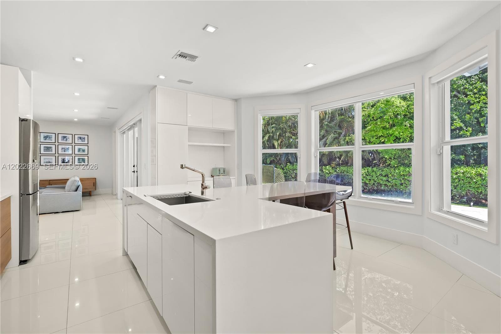 5700 SW 86th St, South Miami FL 33143 — 12
