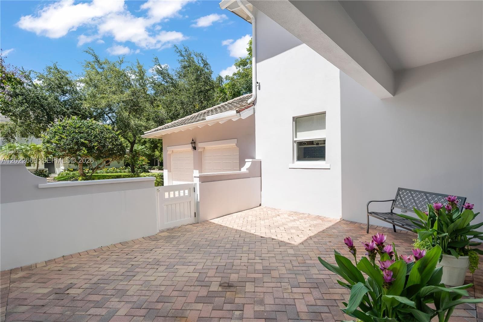 5700 SW 86th St, South Miami FL 33143 — 3