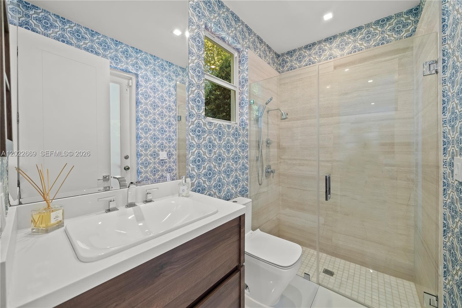 5700 SW 86th St, South Miami FL 33143 — 24