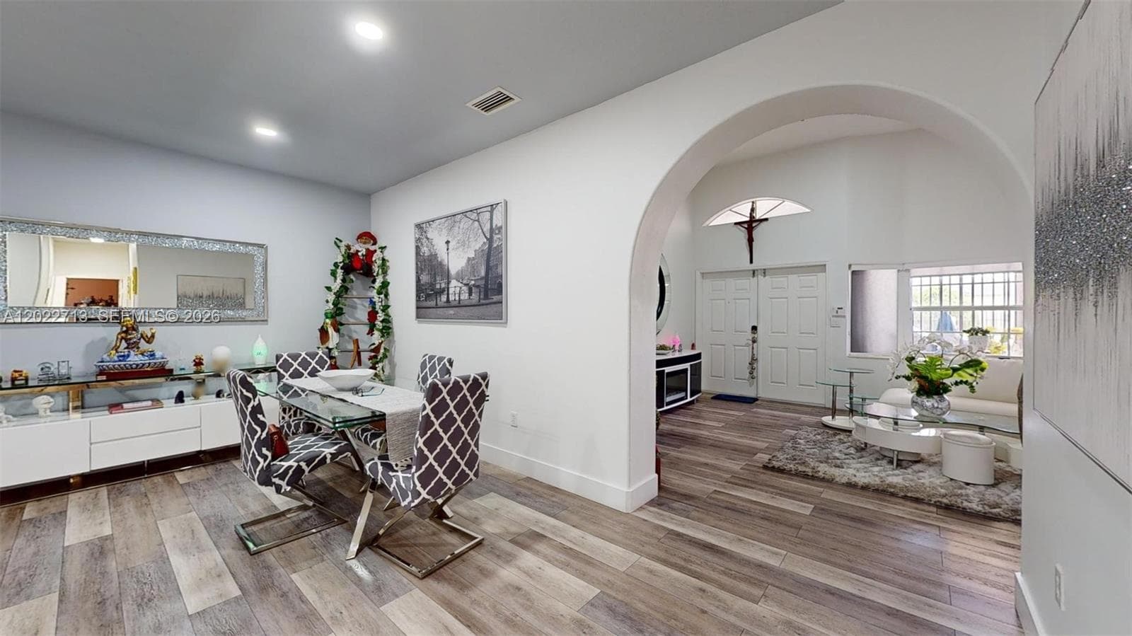 357 W 44th St, Hialeah FL 33012 — 12