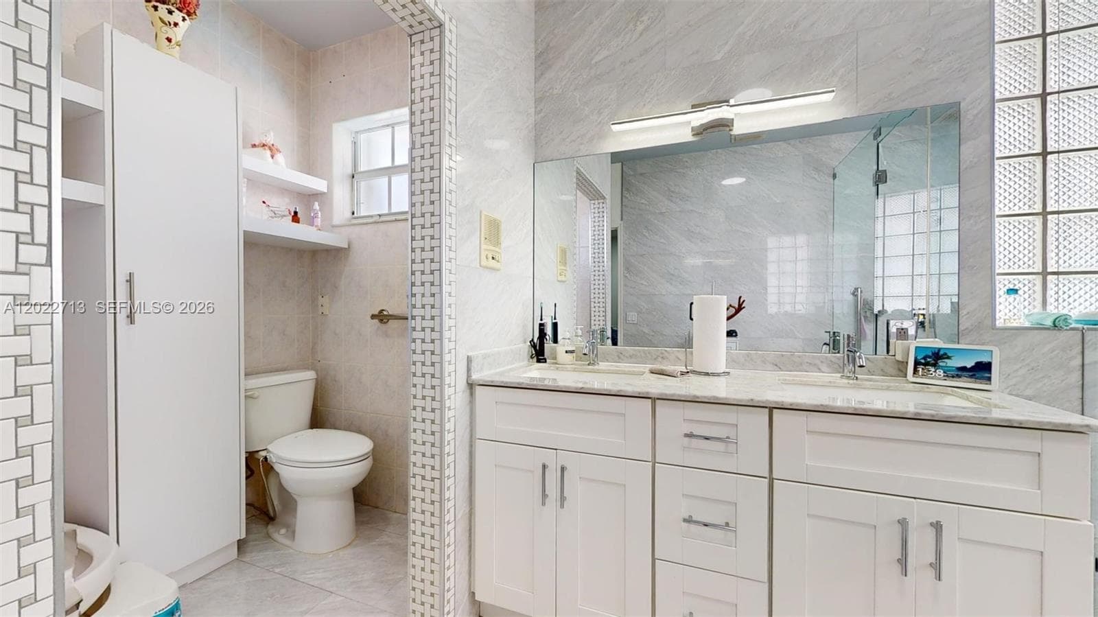 357 W 44th St, Hialeah FL 33012 — 37