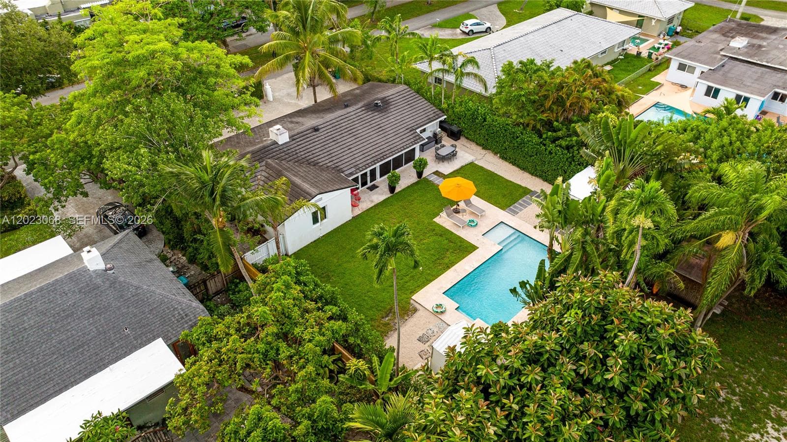 11403 NE 8th Ave, Biscayne Park FL 33161 — 19