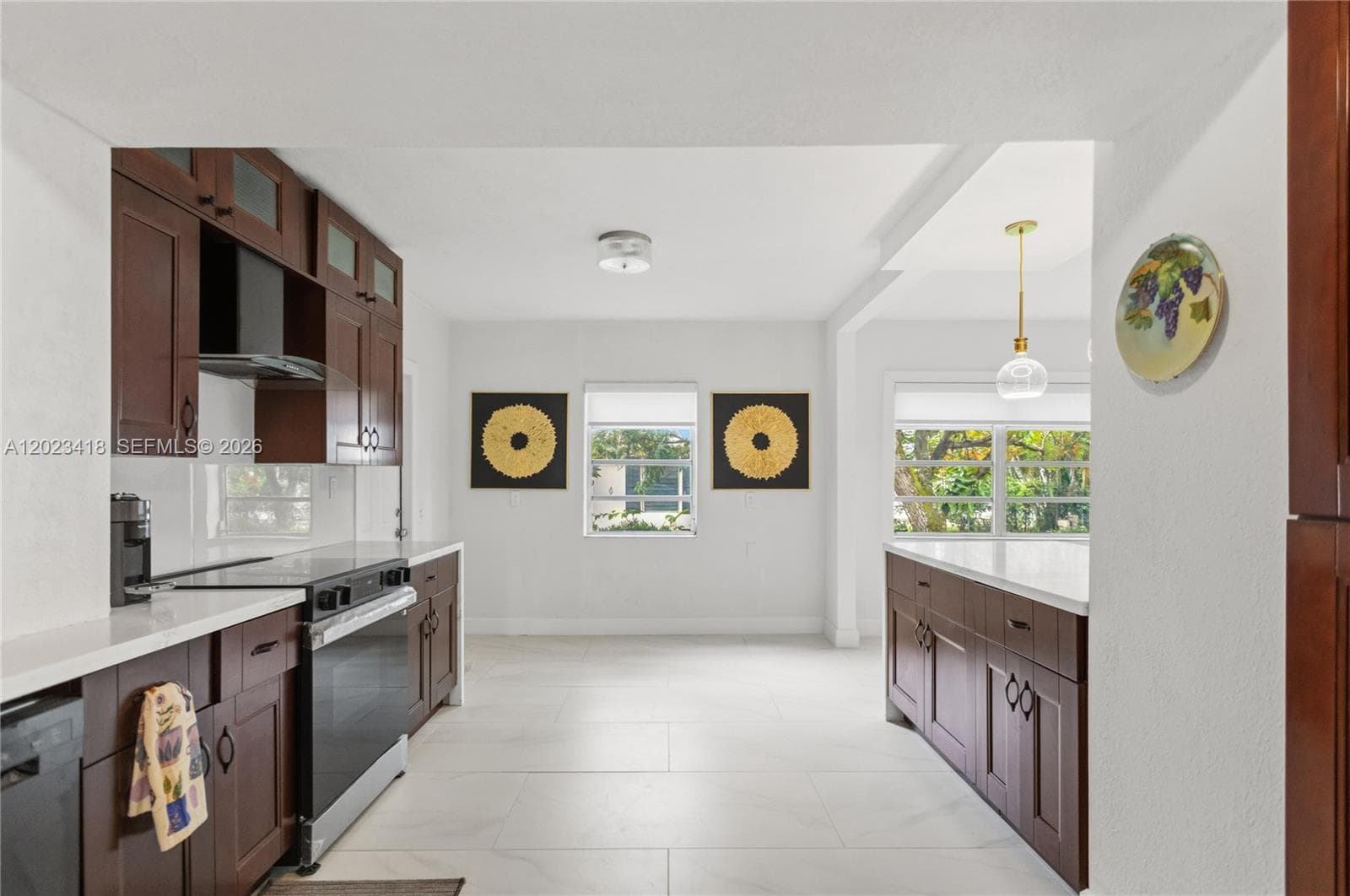 72 Palmetto Dr, Miami Springs FL 33166 — 12