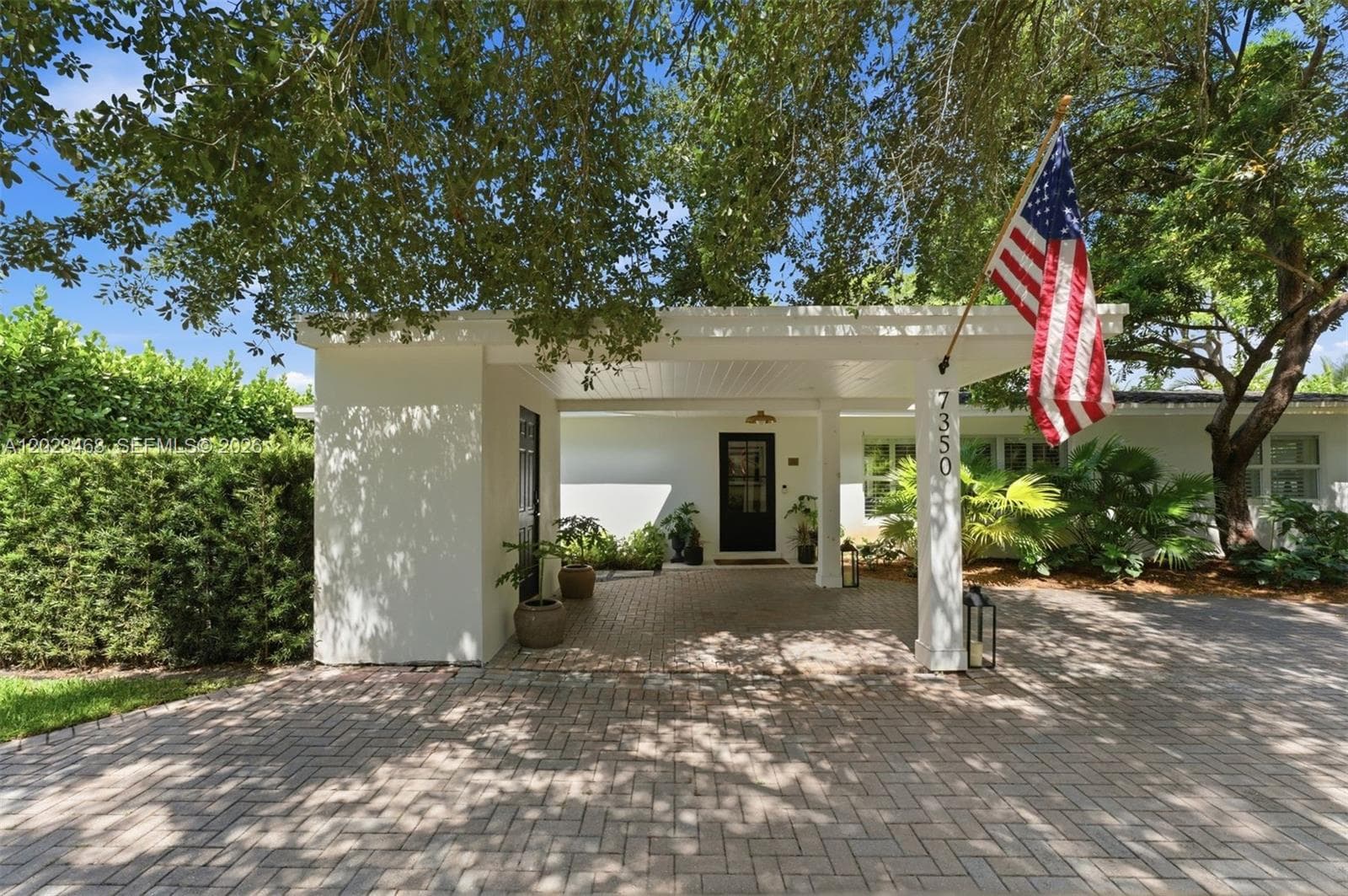 7350 SW 65th Ave, South Miami FL 33143 — 2
