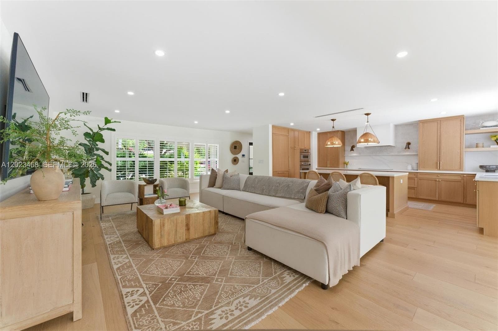 7350 SW 65th Ave, South Miami FL 33143 — 5