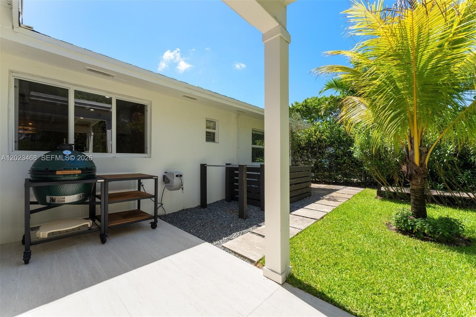7350 SW 65th Ave, South Miami FL 33143 — 20