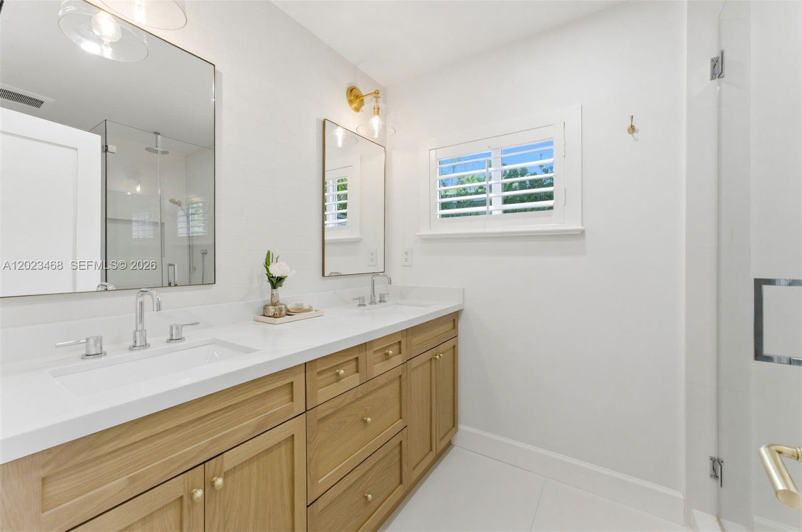 7350 SW 65th Ave, South Miami FL 33143 — 11