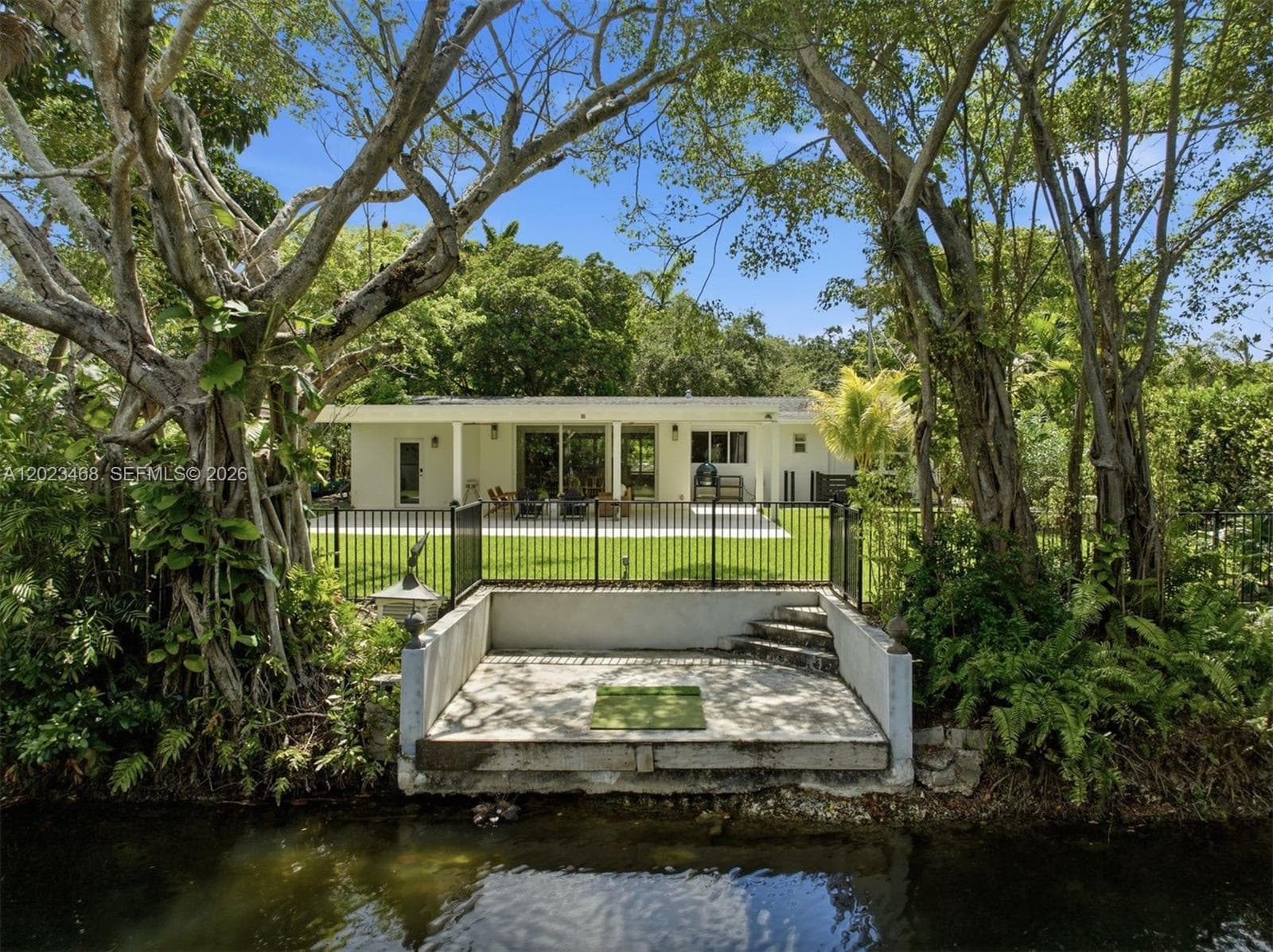 7350 SW 65th Ave, South Miami FL 33143 — 21
