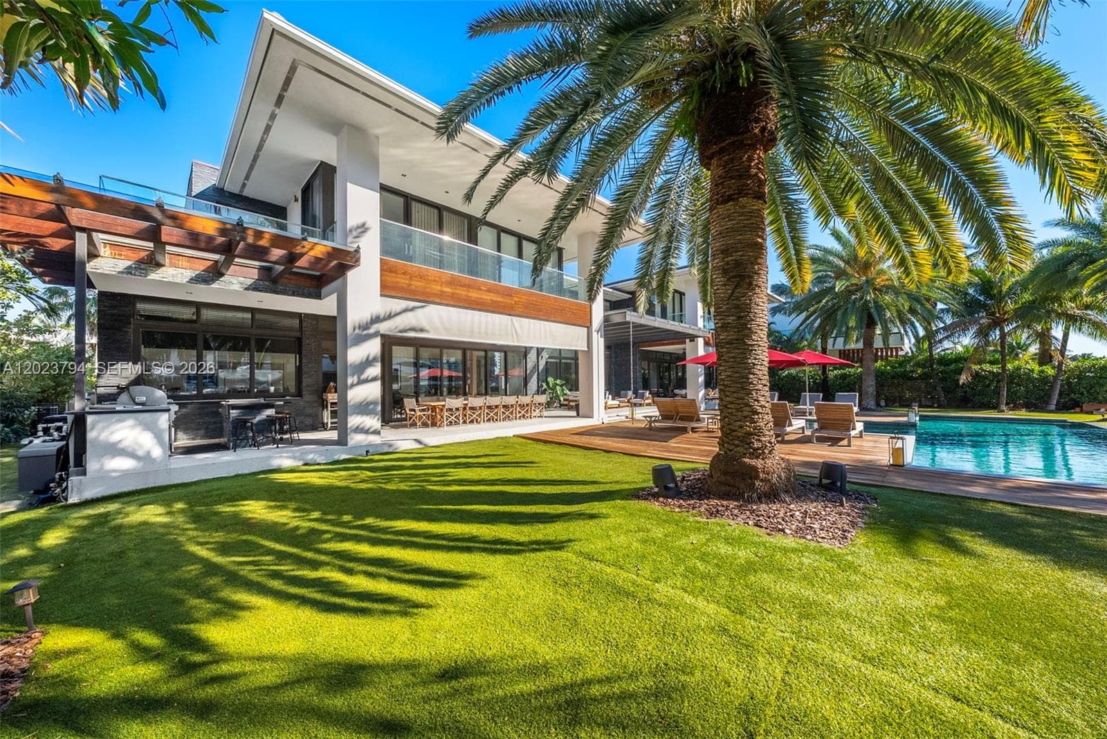 385 Centre Is, Golden Beach FL 33160 — 2
