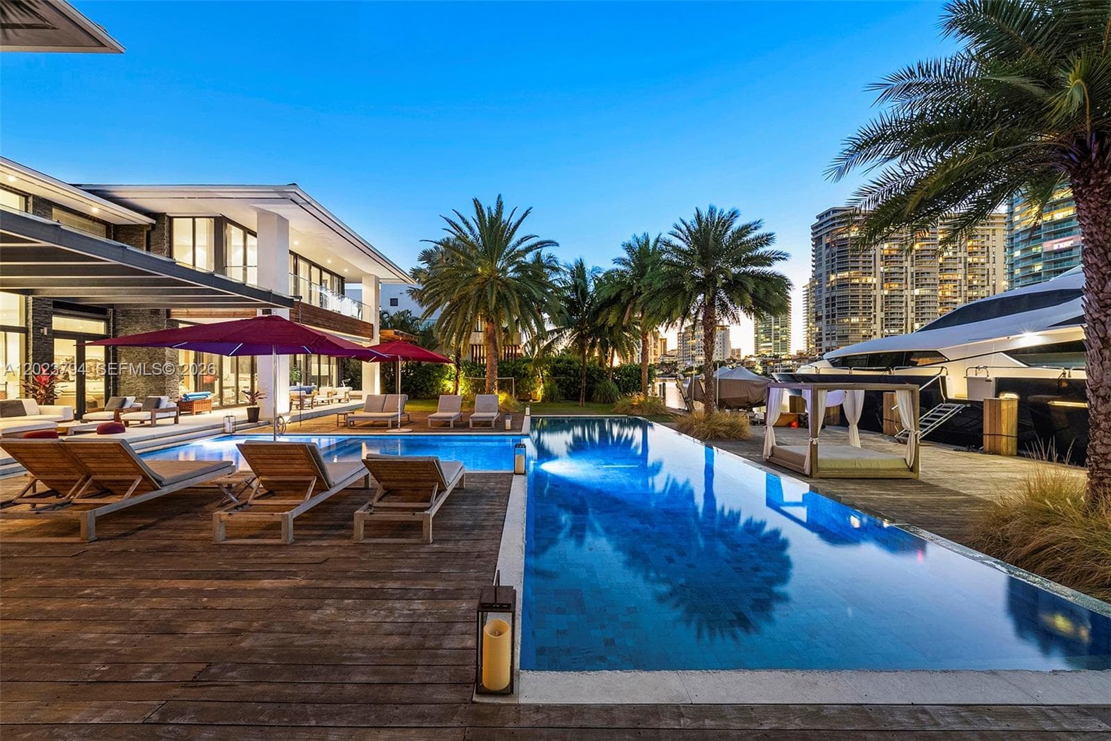 385 Centre Is, Golden Beach FL 33160 — 77