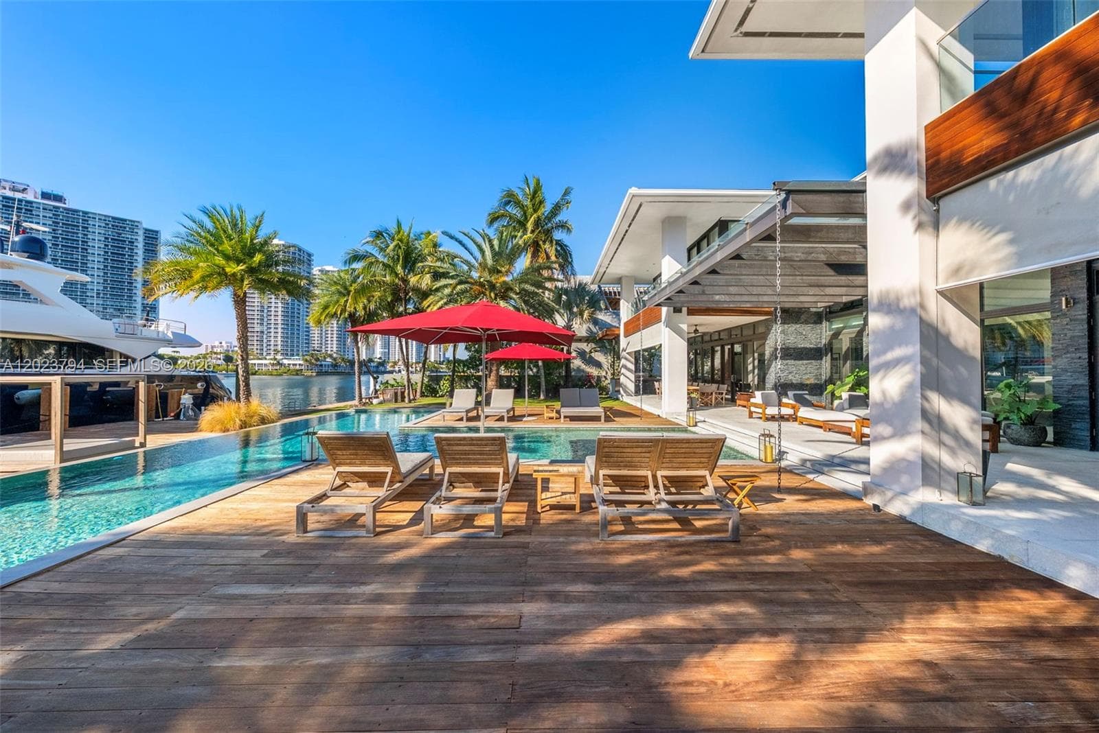 385 Centre Is, Golden Beach FL 33160 — 83