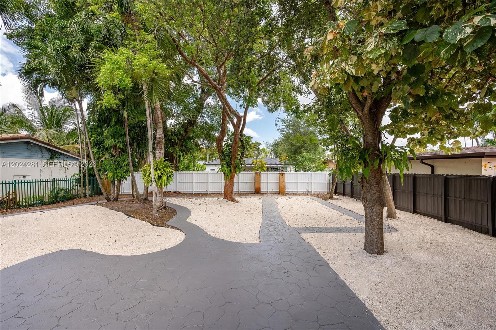 264 Navajo St, Miami Springs FL 33166 — 8