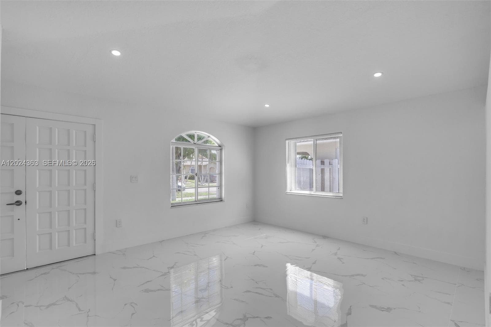 9703 NW 127th St, Hialeah Gardens FL 33018 — 6