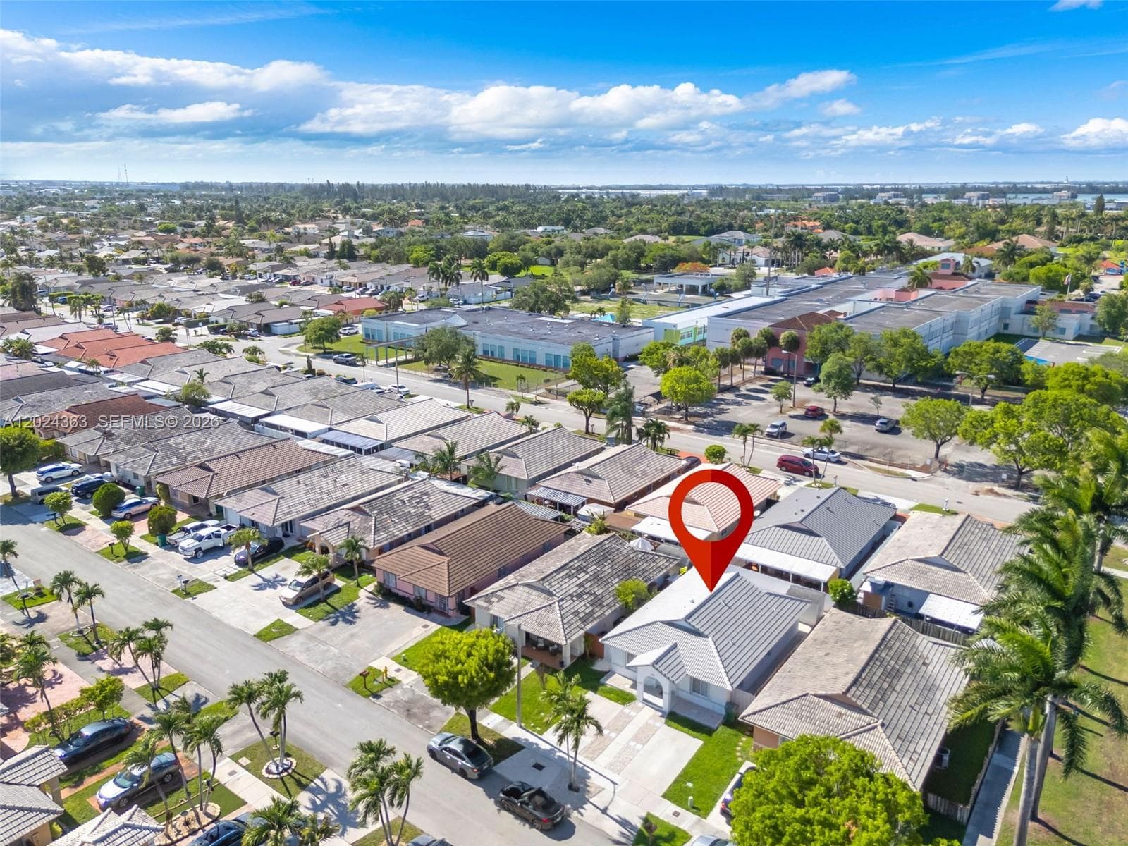 9703 NW 127th St, Hialeah Gardens FL 33018 — 31