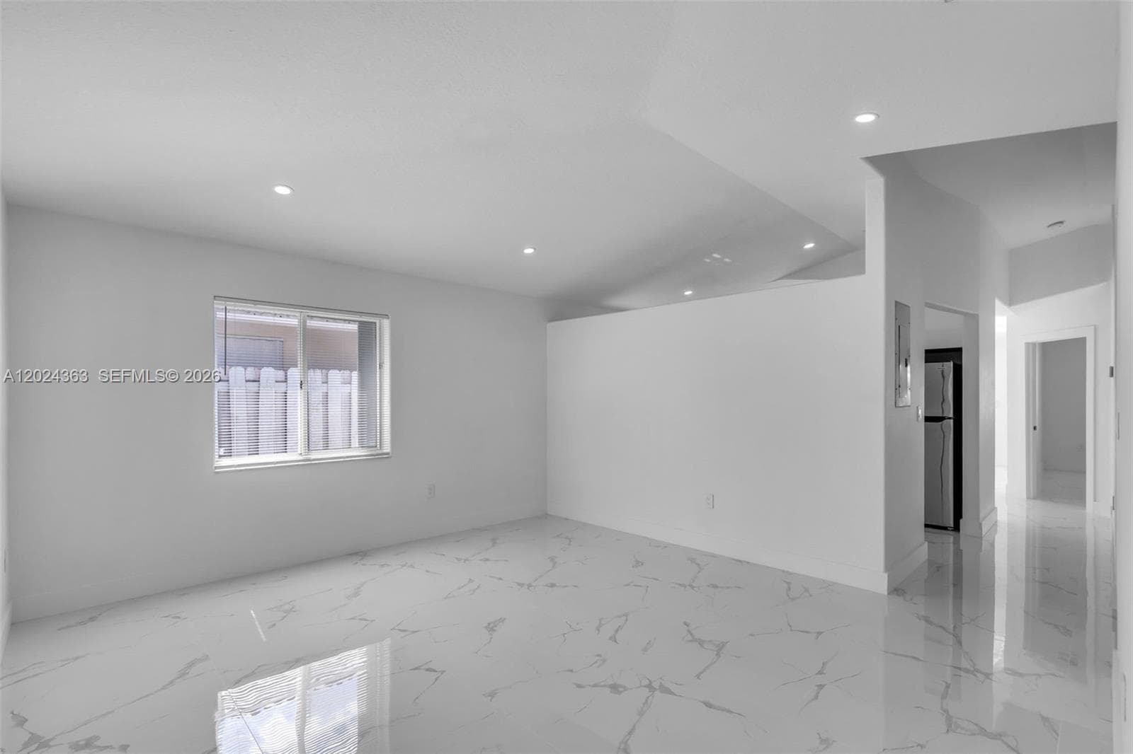 9703 NW 127th St, Hialeah Gardens FL 33018 — 4