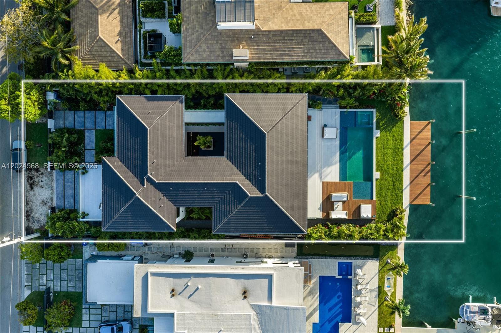 857 N Shore Dr, Miami Beach FL 33141 — 56