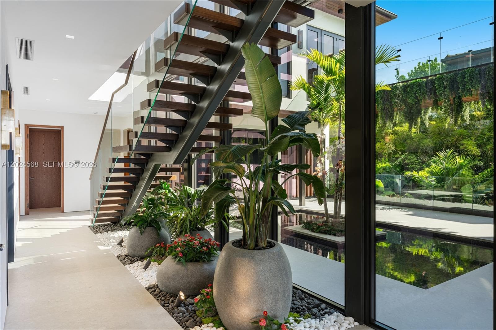 857 N Shore Dr, Miami Beach FL 33141 — 9