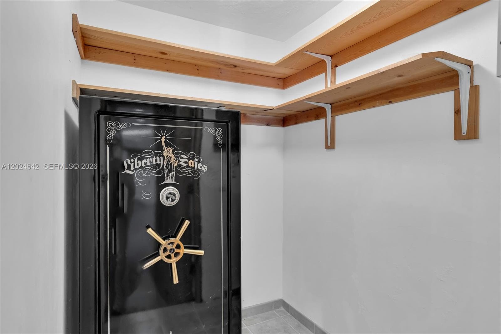 8825 SW 185th Ter, Cutler Bay FL 33157 — 26