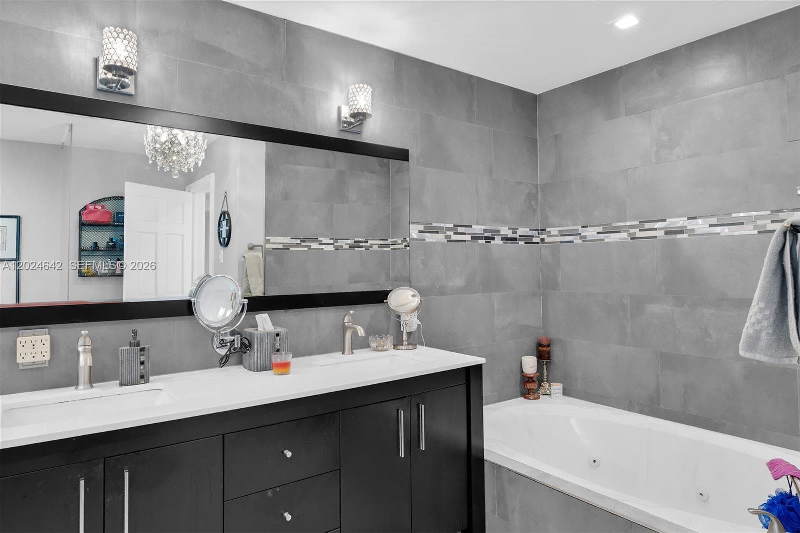 8825 SW 185th Ter, Cutler Bay FL 33157 — 22