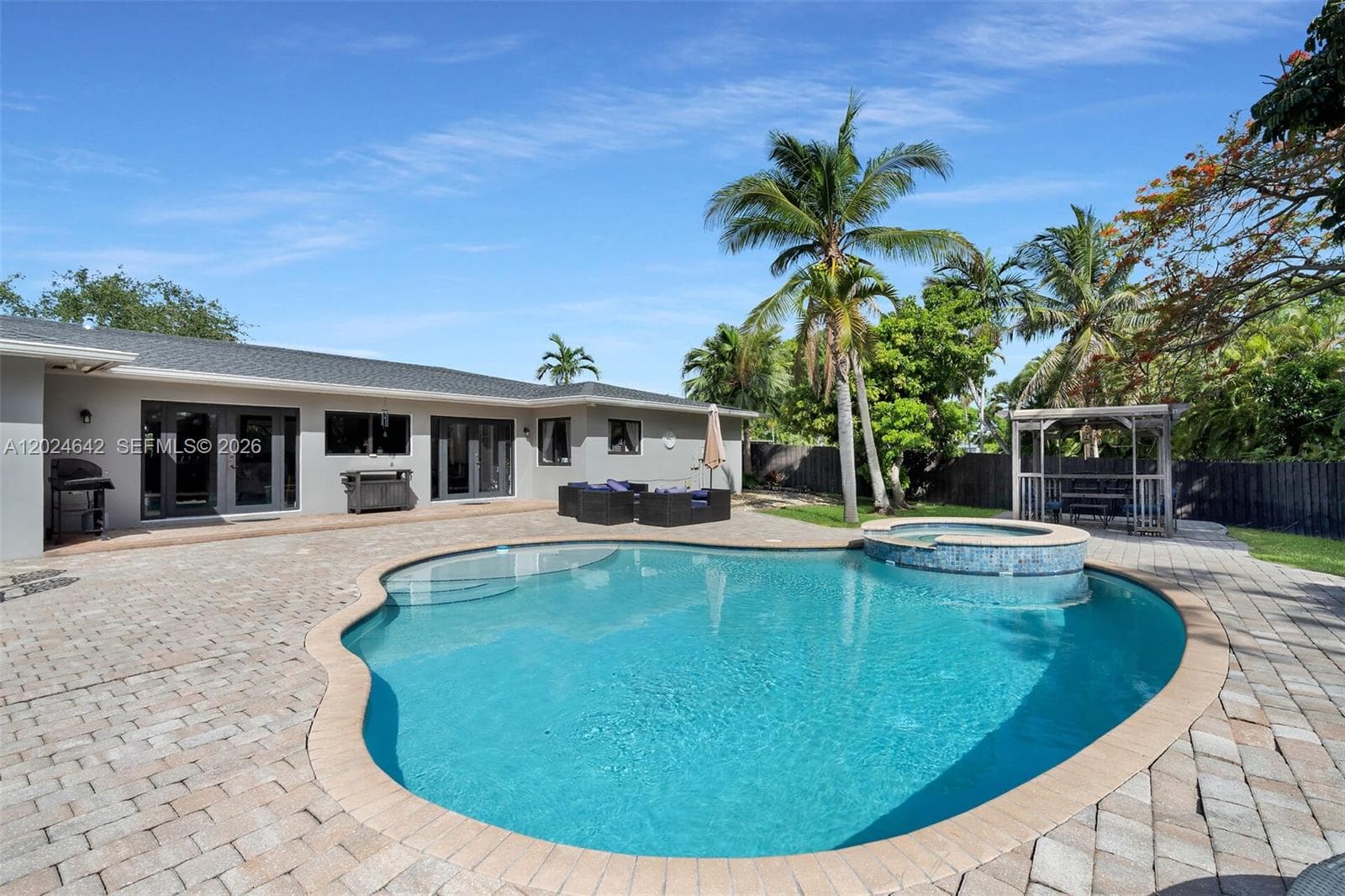 8825 SW 185th Ter, Cutler Bay FL 33157 — 37