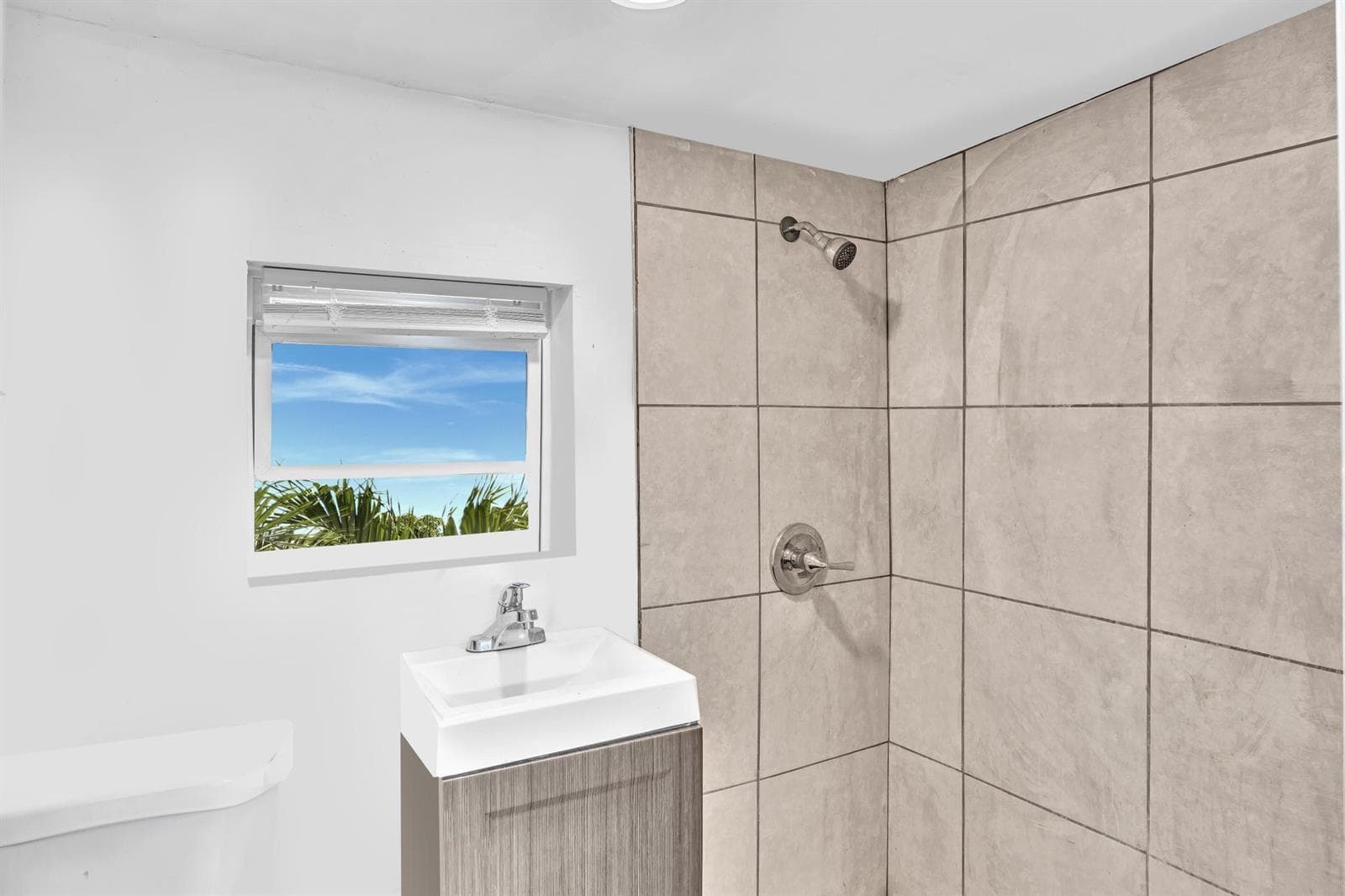 1713 NW 76th Terrace, Miami FL 33147 — 15
