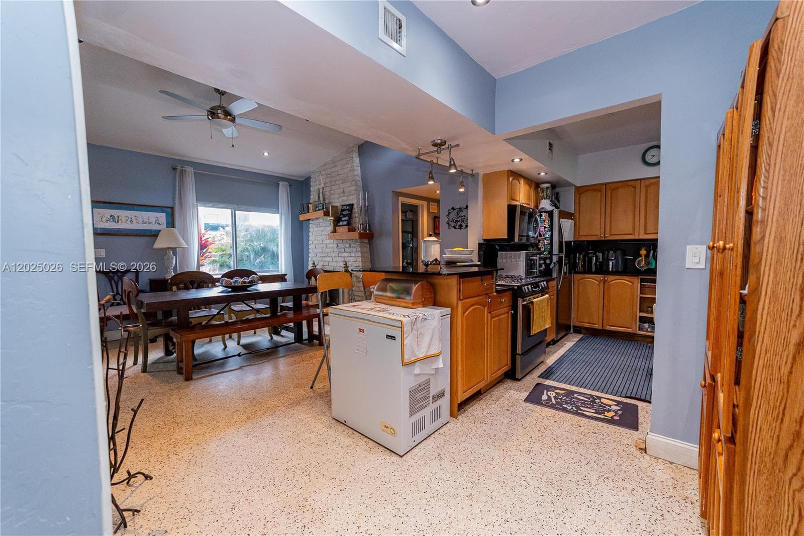 548 East Dr, Miami Springs FL 33166 — 23