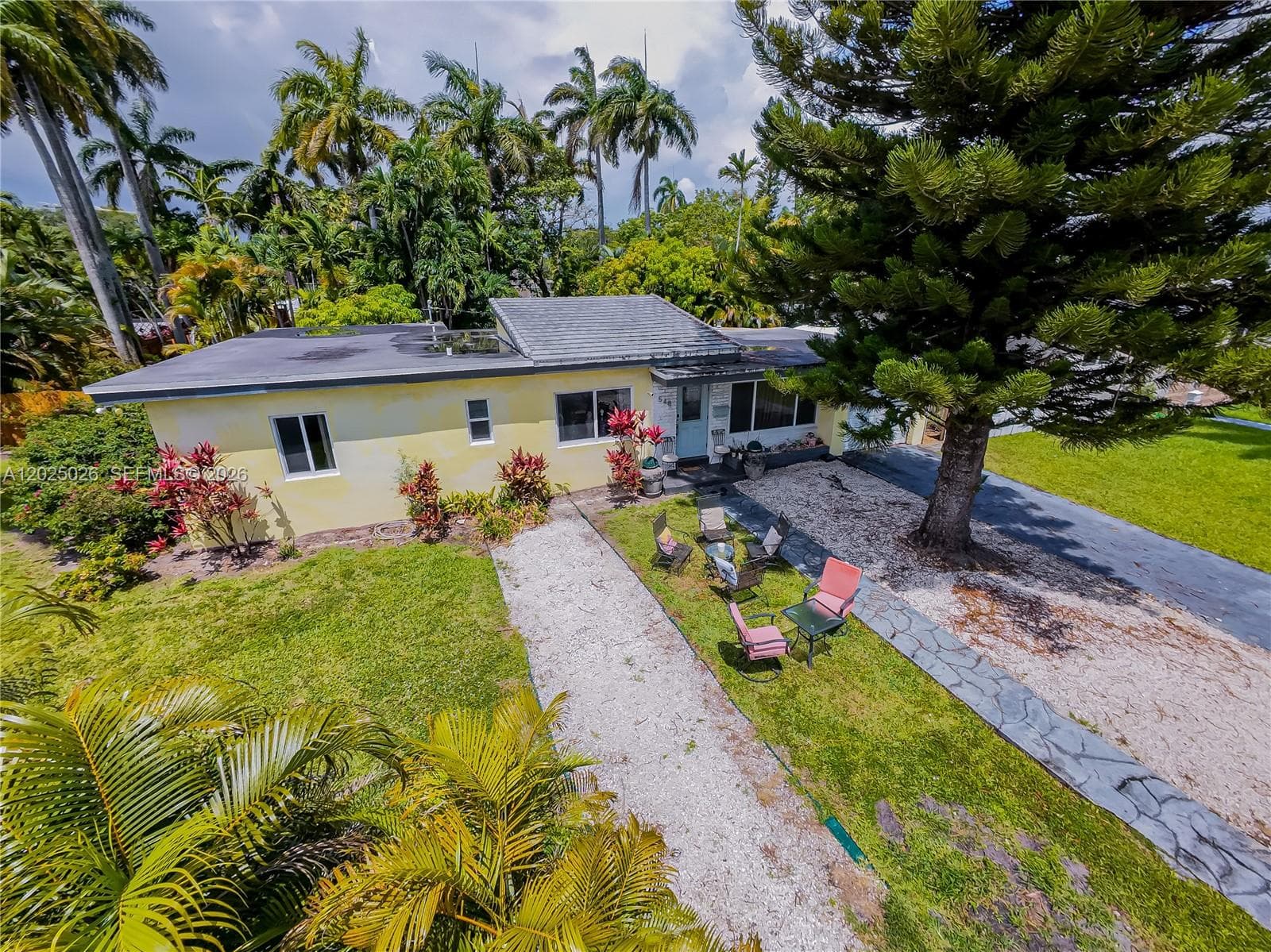 548 East Dr, Miami Springs FL 33166 — 13