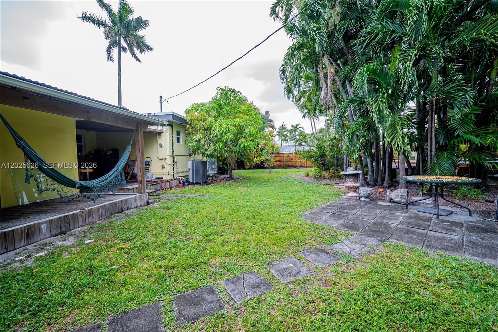 548 East Dr, Miami Springs FL 33166 — 53