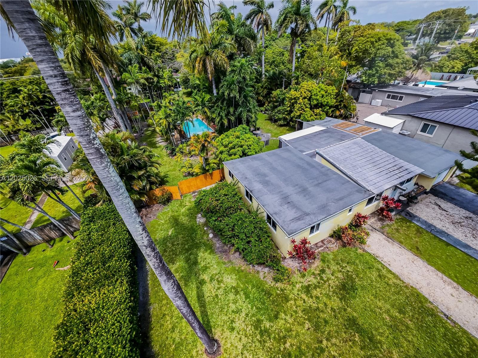 548 East Dr, Miami Springs FL 33166 — 5