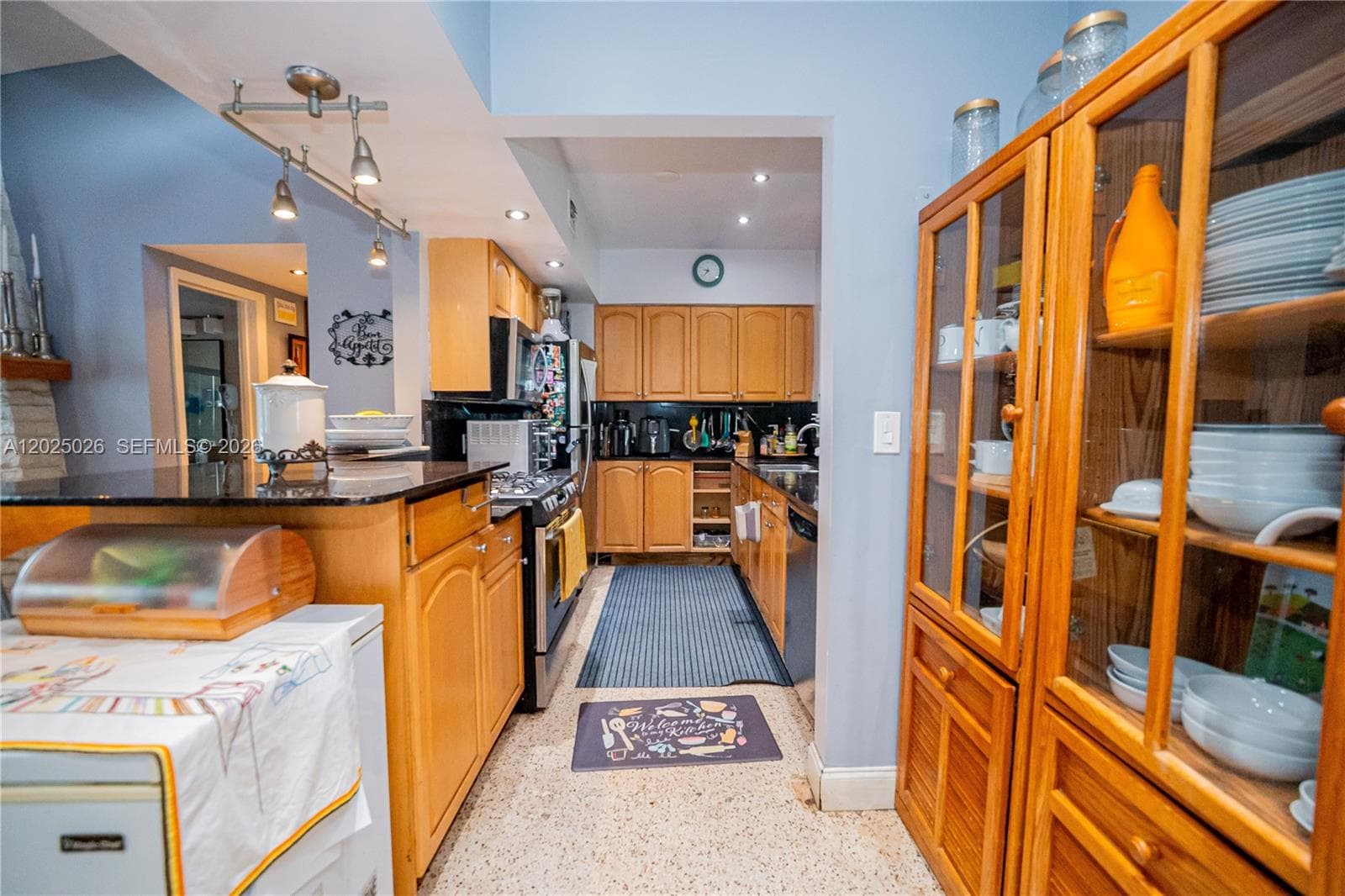 548 East Dr, Miami Springs FL 33166 — 24